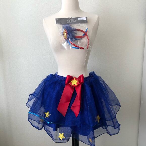 Maker’s Halloween Wonder Woman blue tutu gold stars red bow matching headband - Picture 1 of 6
